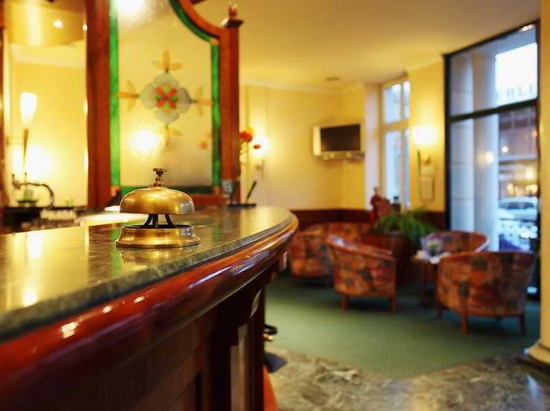 Hotel Nova Berlin Luaran gambar