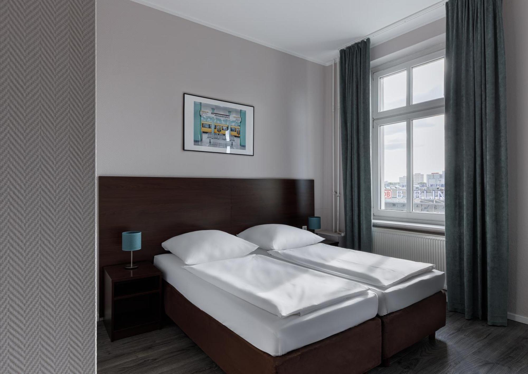 Hotel Nova Berlin Luaran gambar